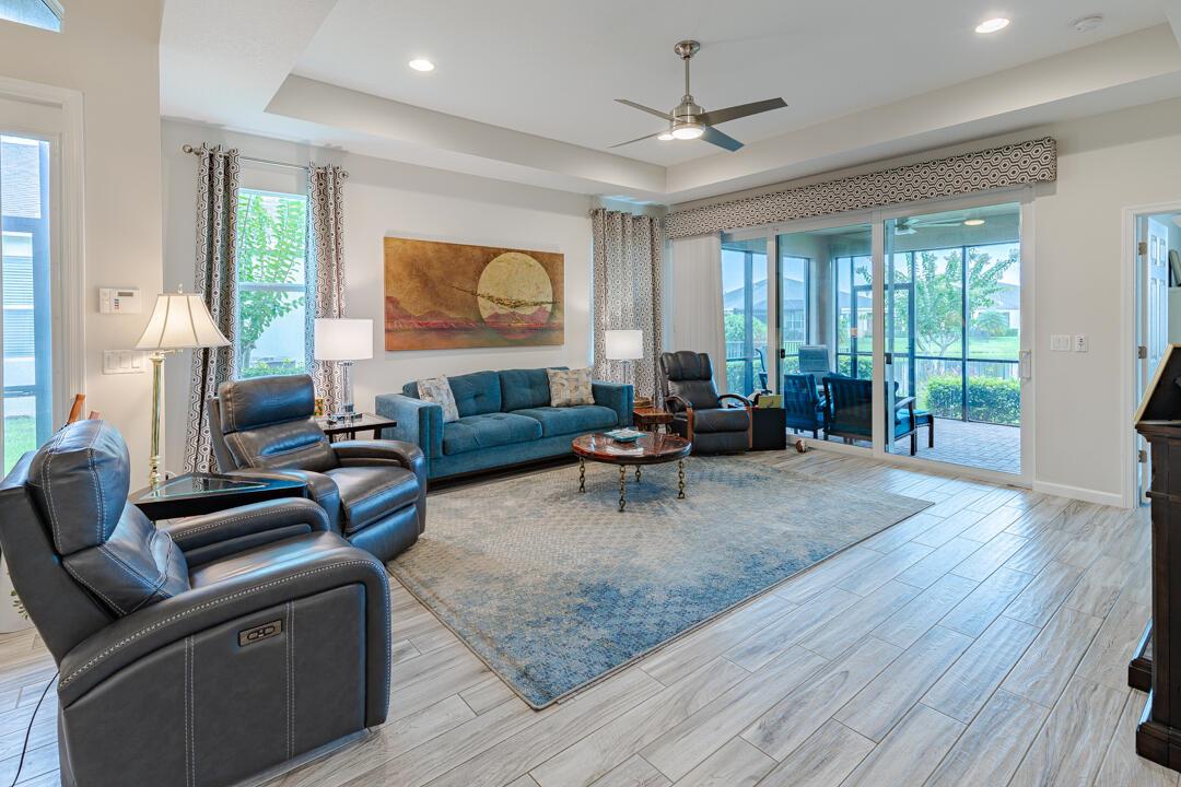11177 SW Winding Lakes Circle