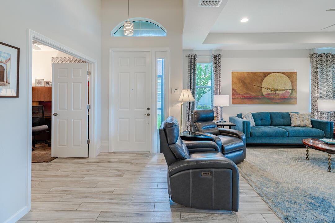 11177 SW Winding Lakes Circle
