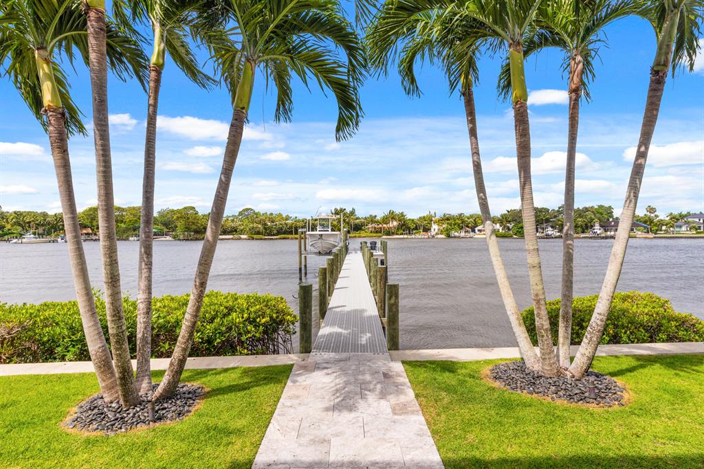 RIVERSIDE on the LOX - Residential