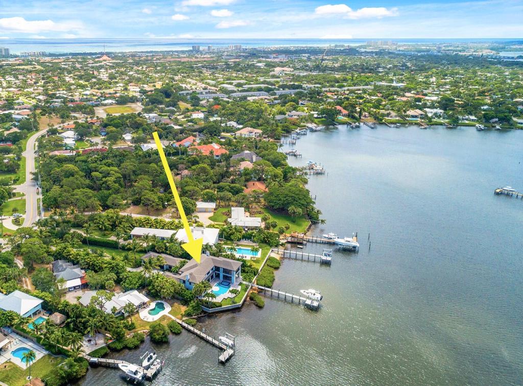 RIVERSIDE on the LOX - Residential