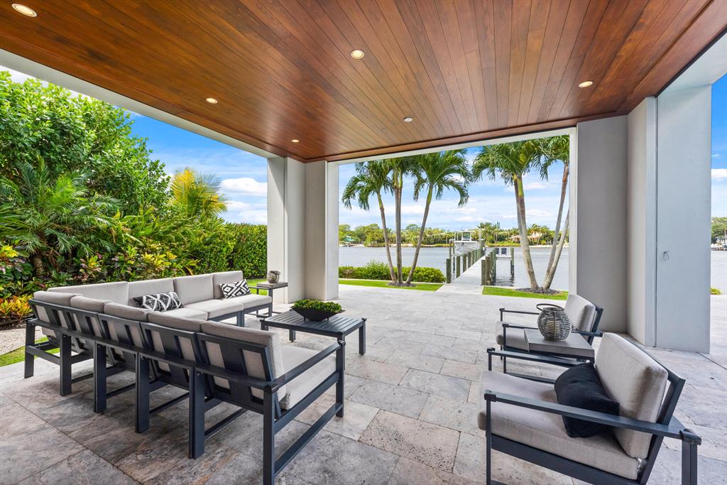 RIVERSIDE on the LOX - Residential