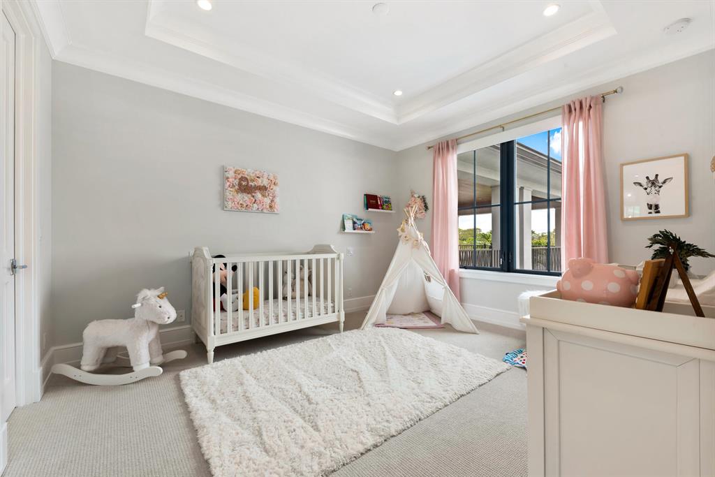 RIVERSIDE on the LOX - Residential