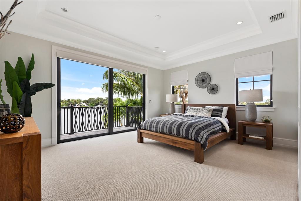 RIVERSIDE on the LOX - Residential