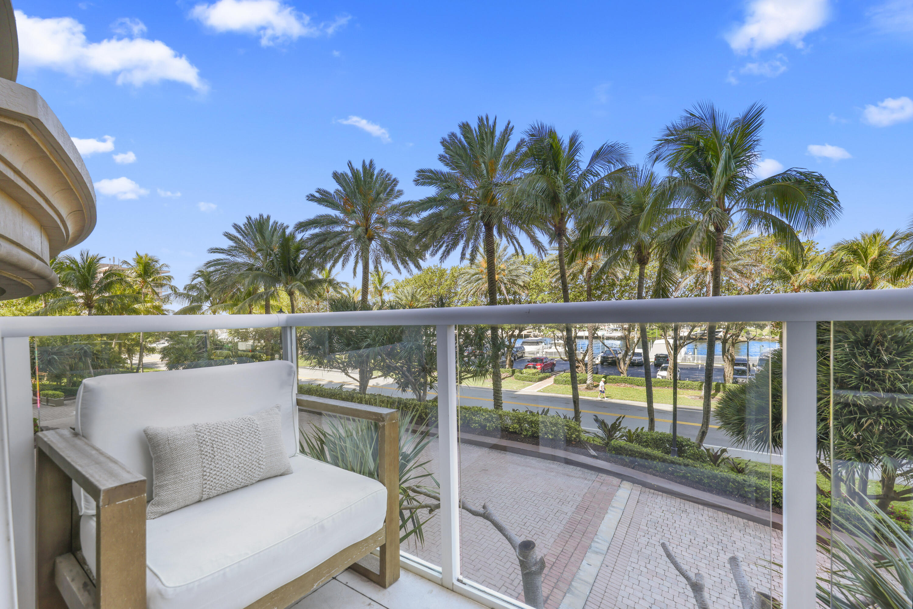 OCEAN GRANDE BEACH & MARINA - Residential