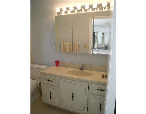 HIGH POINT OF DELRAY SEC 7 CONDO - Residential Lease