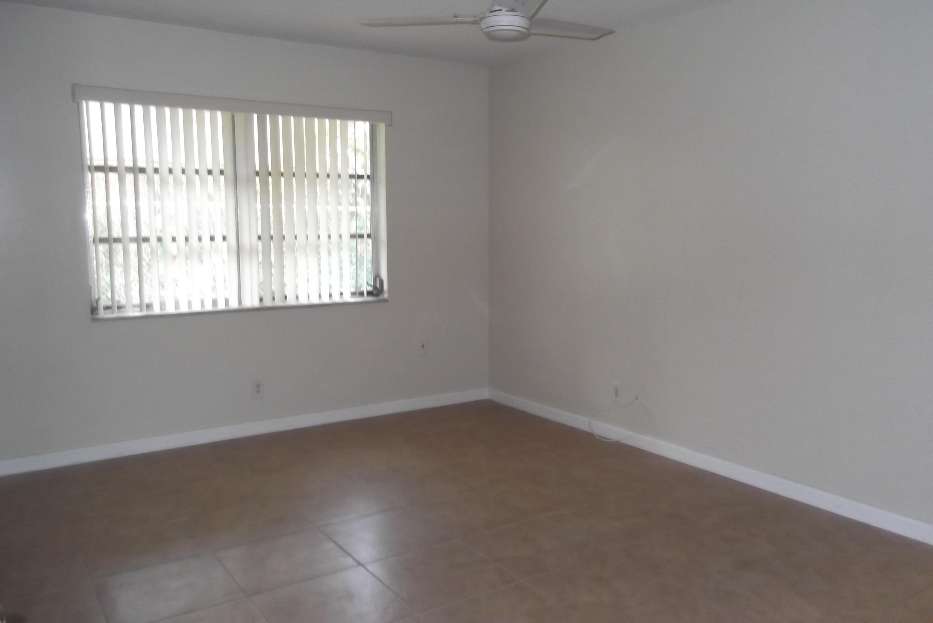 HIGH POINT OF DELRAY SEC 7 CONDO - Residential Lease