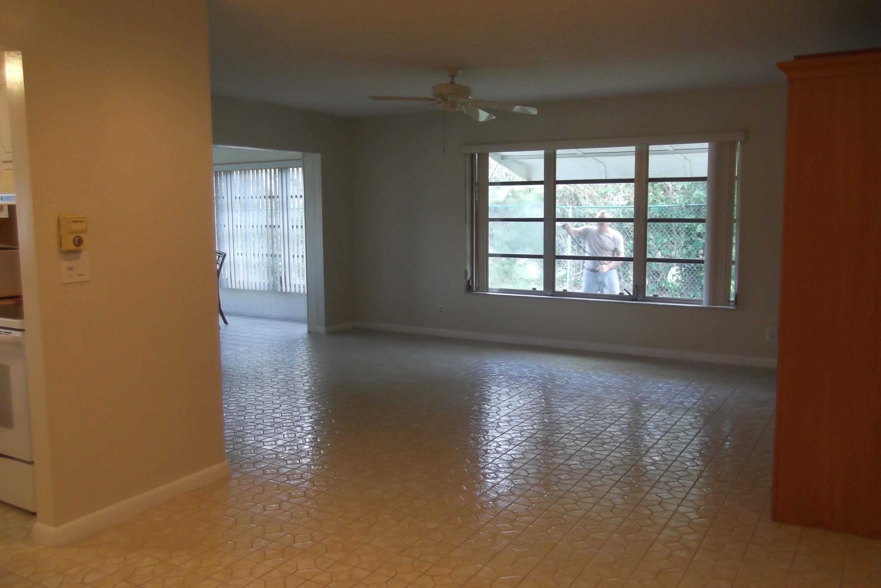 HIGH POINT OF DELRAY SEC 7 CONDO - Residential Lease