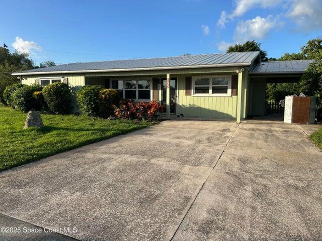 Photo of 100 S Wimbrow Drive, Sebastian, FL 32958 (MLS # R11135856)
