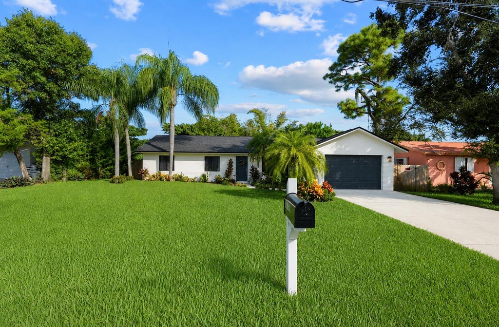Photo of 2749 PARK Drive, Lake Worth, FL 33462 (MLS # B26070340)