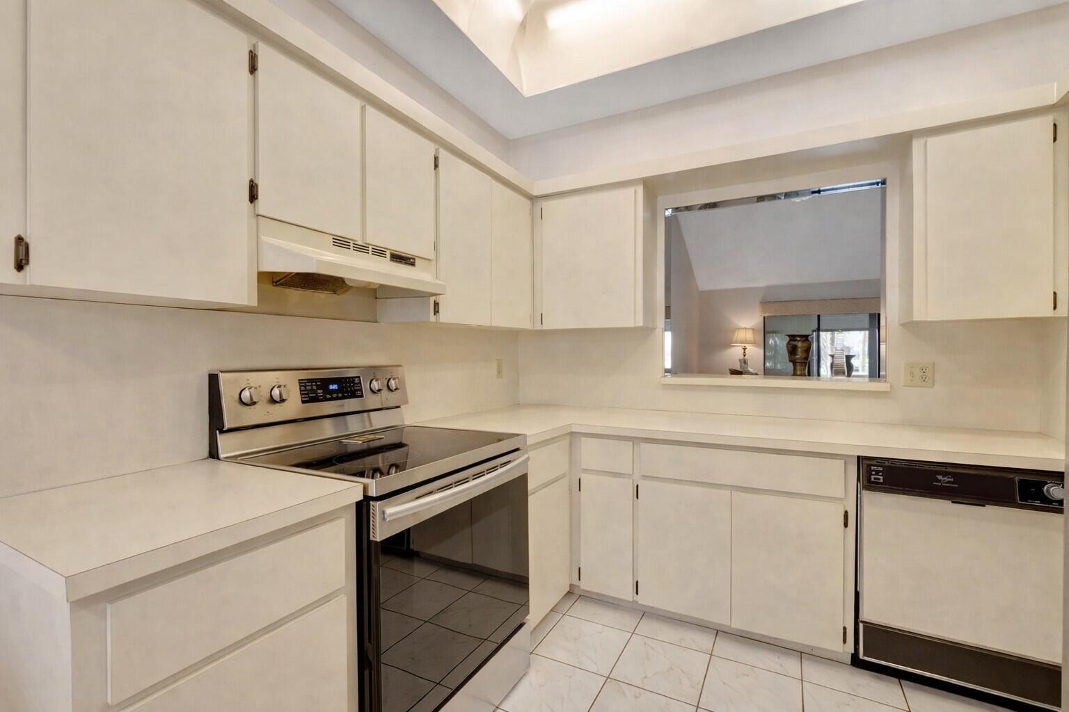 WATERBERRY SEC 3 - Residential