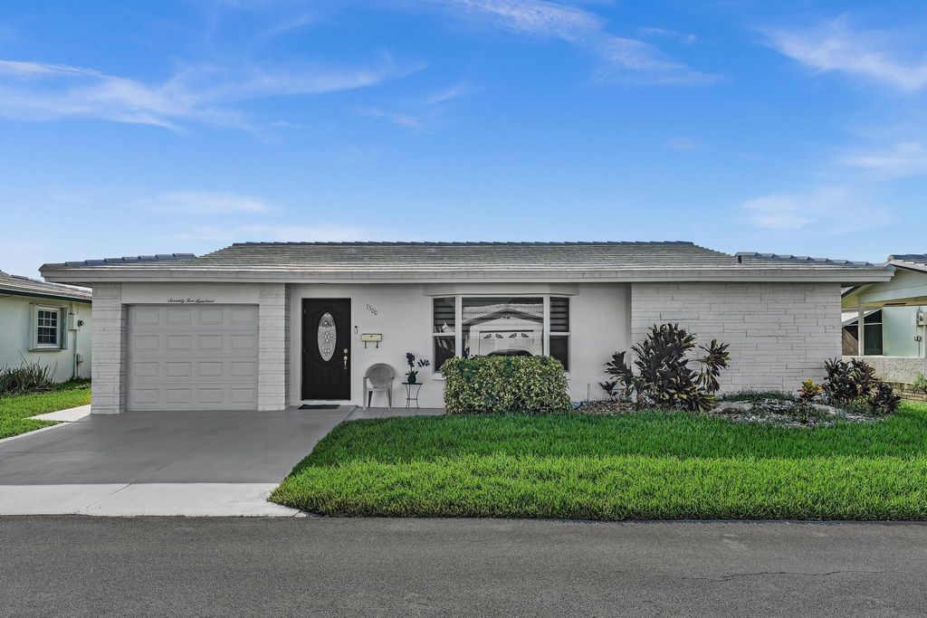 Photo of 7500 NW 73rd Avenue, Tamarac, FL 33321 (MLS # B26055997)