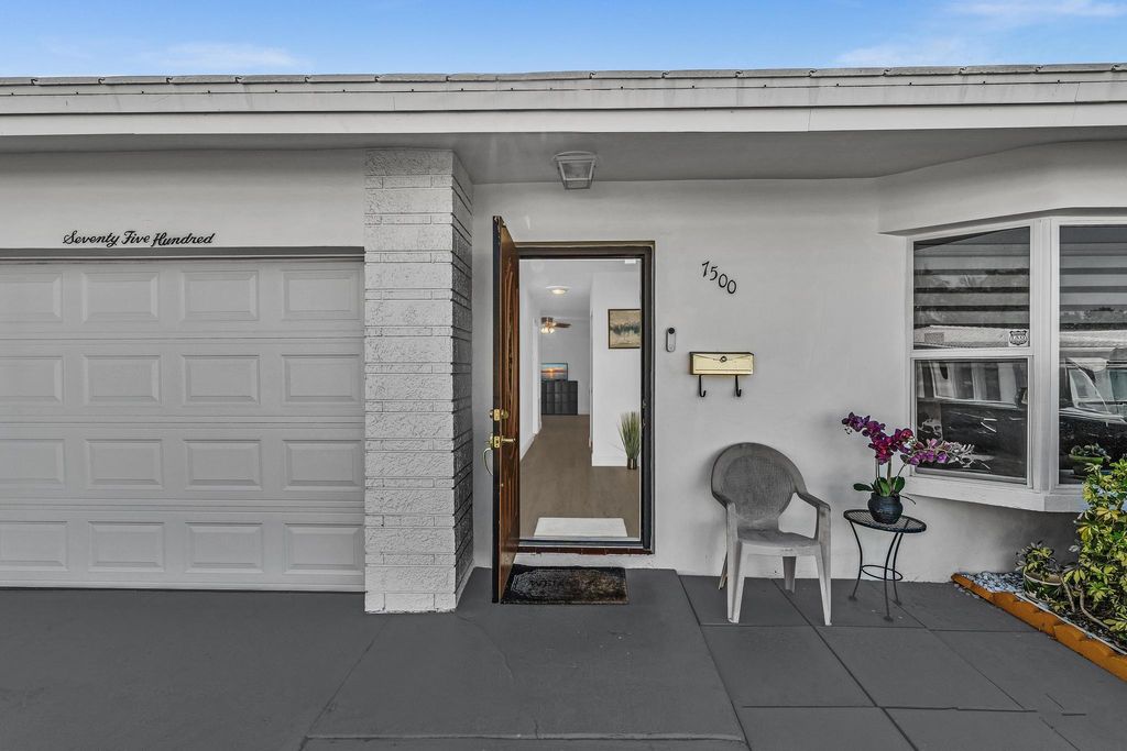 Photo of 7500 NW 73rd Avenue, Tamarac, FL 33321 (MLS # B26055997)