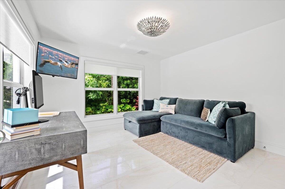 JUPITER INLET BEACH COLONY - Residential