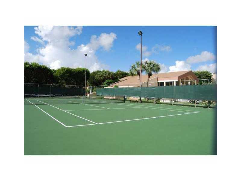 PROMENADE AT KENDALE LAKE - Residential Lease