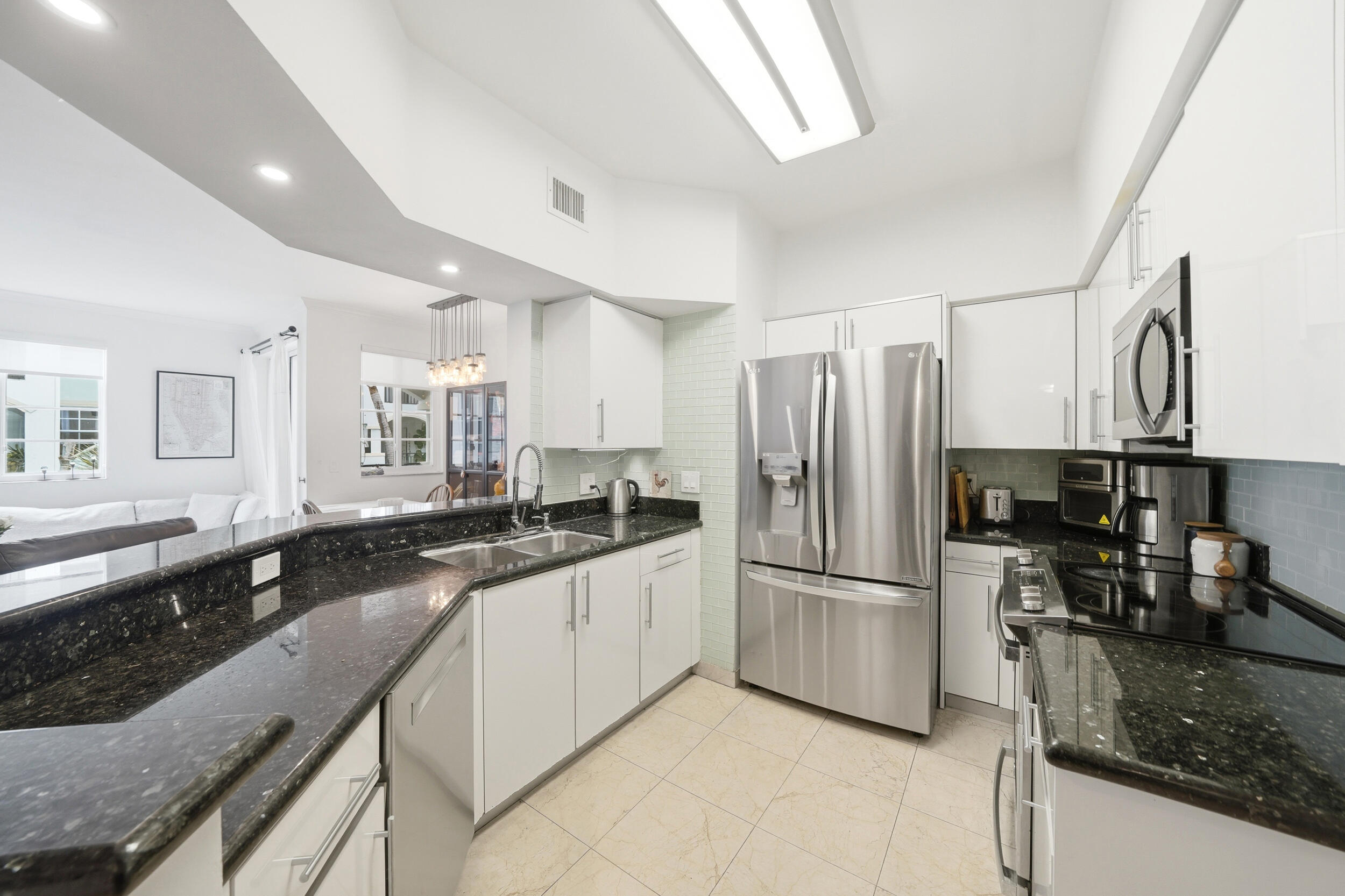 3145 NE 184th Street 5205