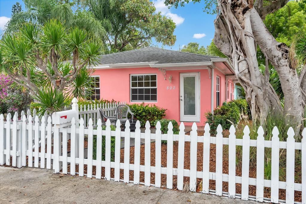 Photo of 802 N J Street, Lake Worth Beach, FL 33460 (MLS # R11140520)