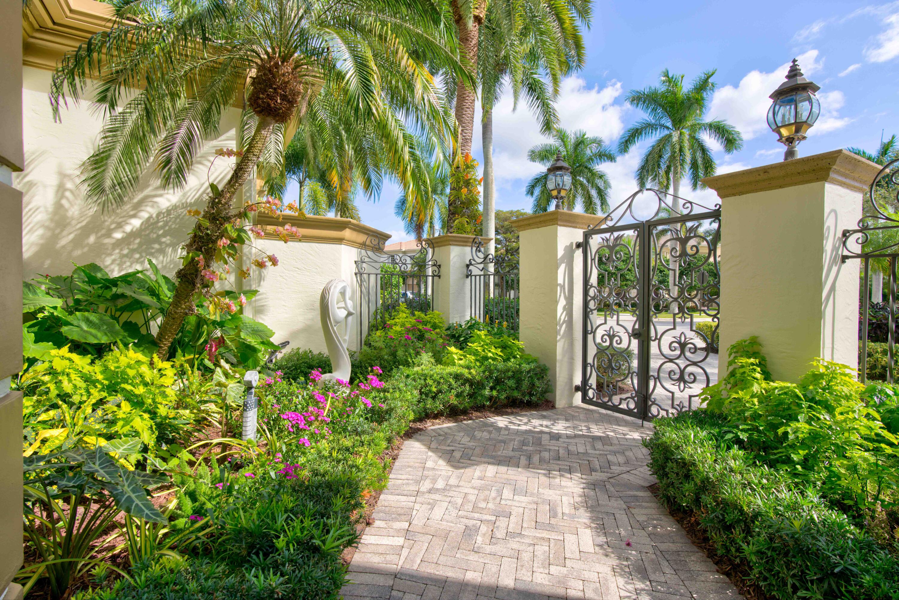 MIRASOL QUANTERA - Residential