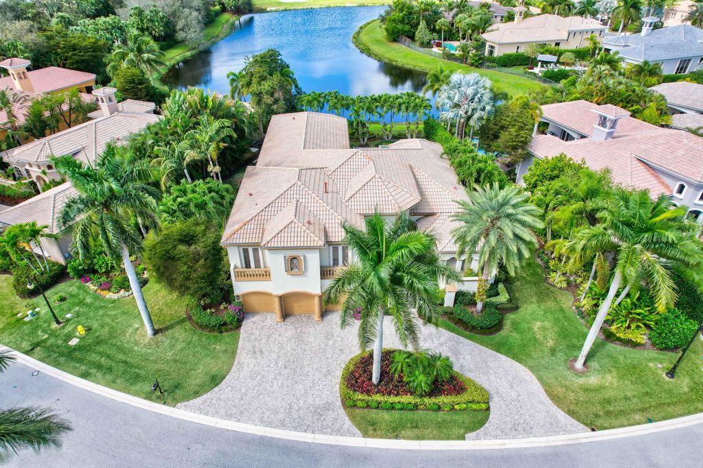 Photo of 105 Via Quantera, Palm Beach Gardens, FL 33418 (MLS # R10866745)