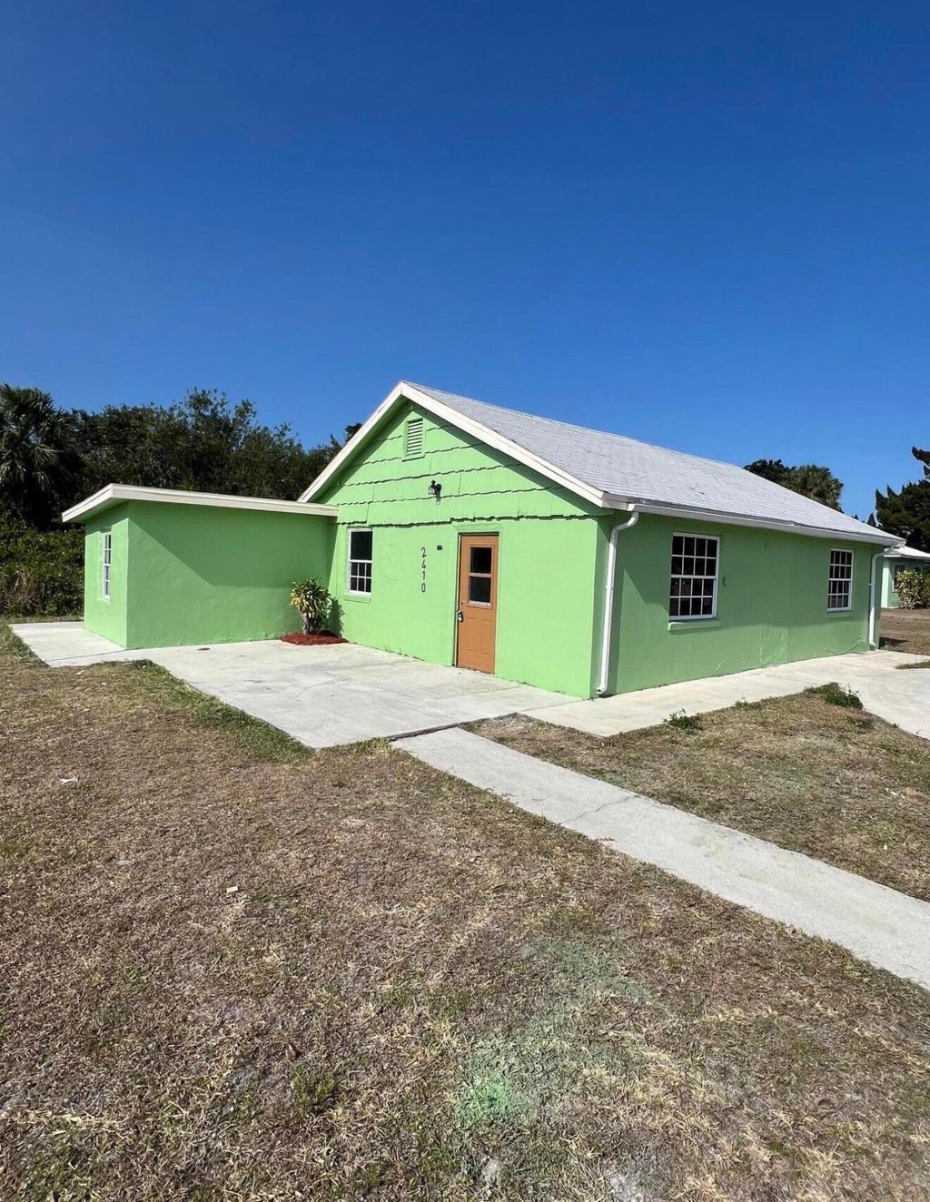 Photo of 2410 SAN MARCOS Avenue, Fort Pierce, FL 34946 (MLS # B26078979)