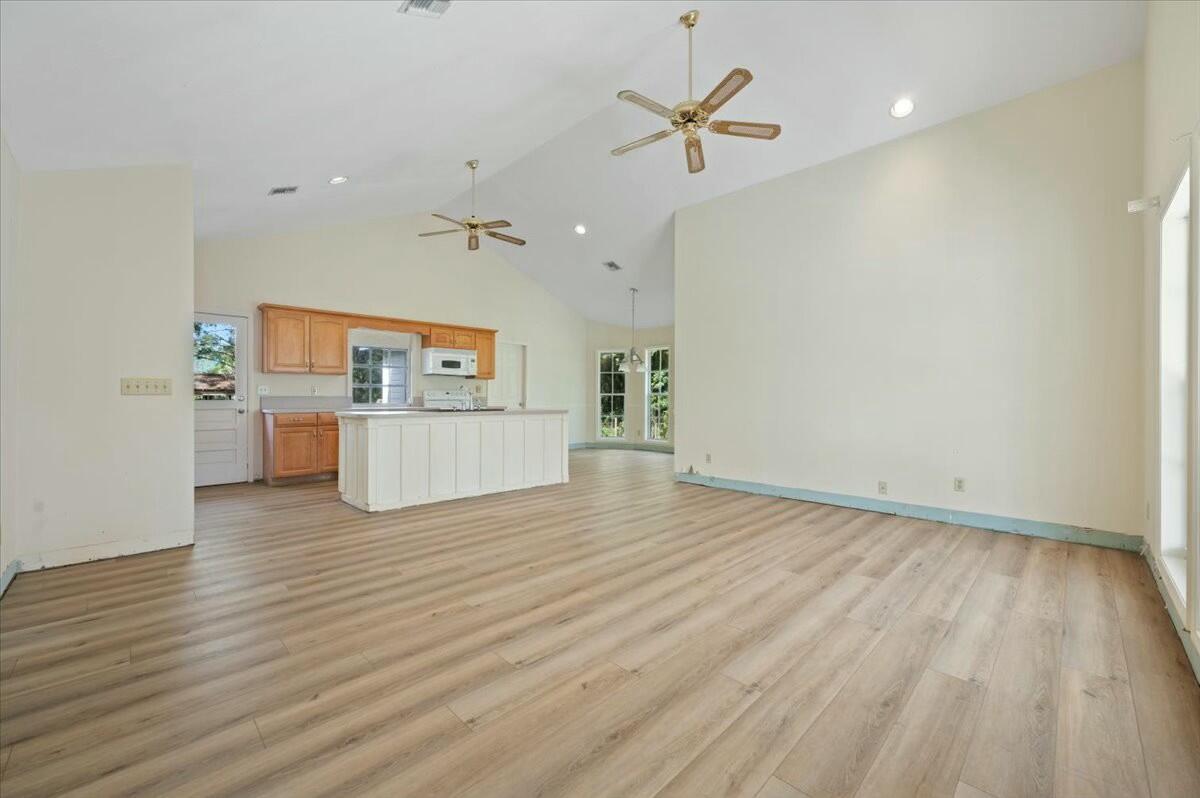 JUPITER FARMS - Residential