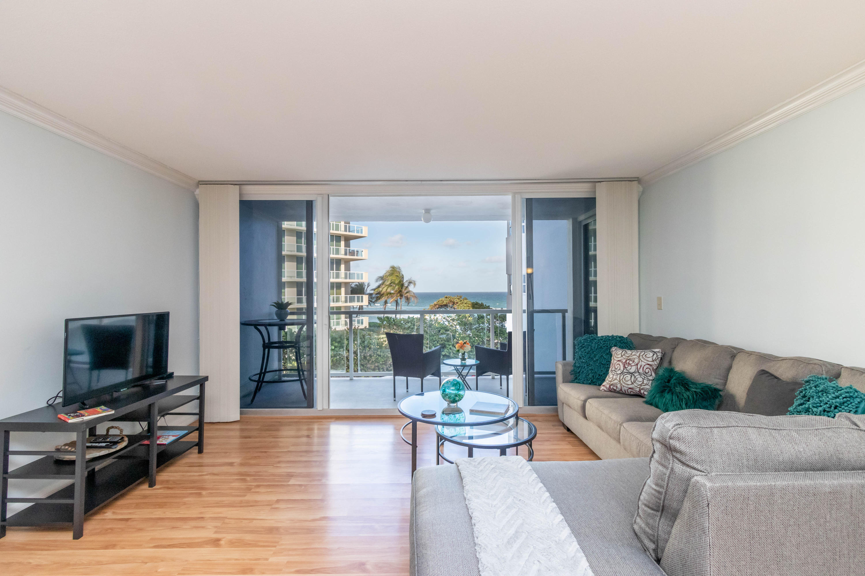 DIAMONDHEAD CONDO - Residential Lease