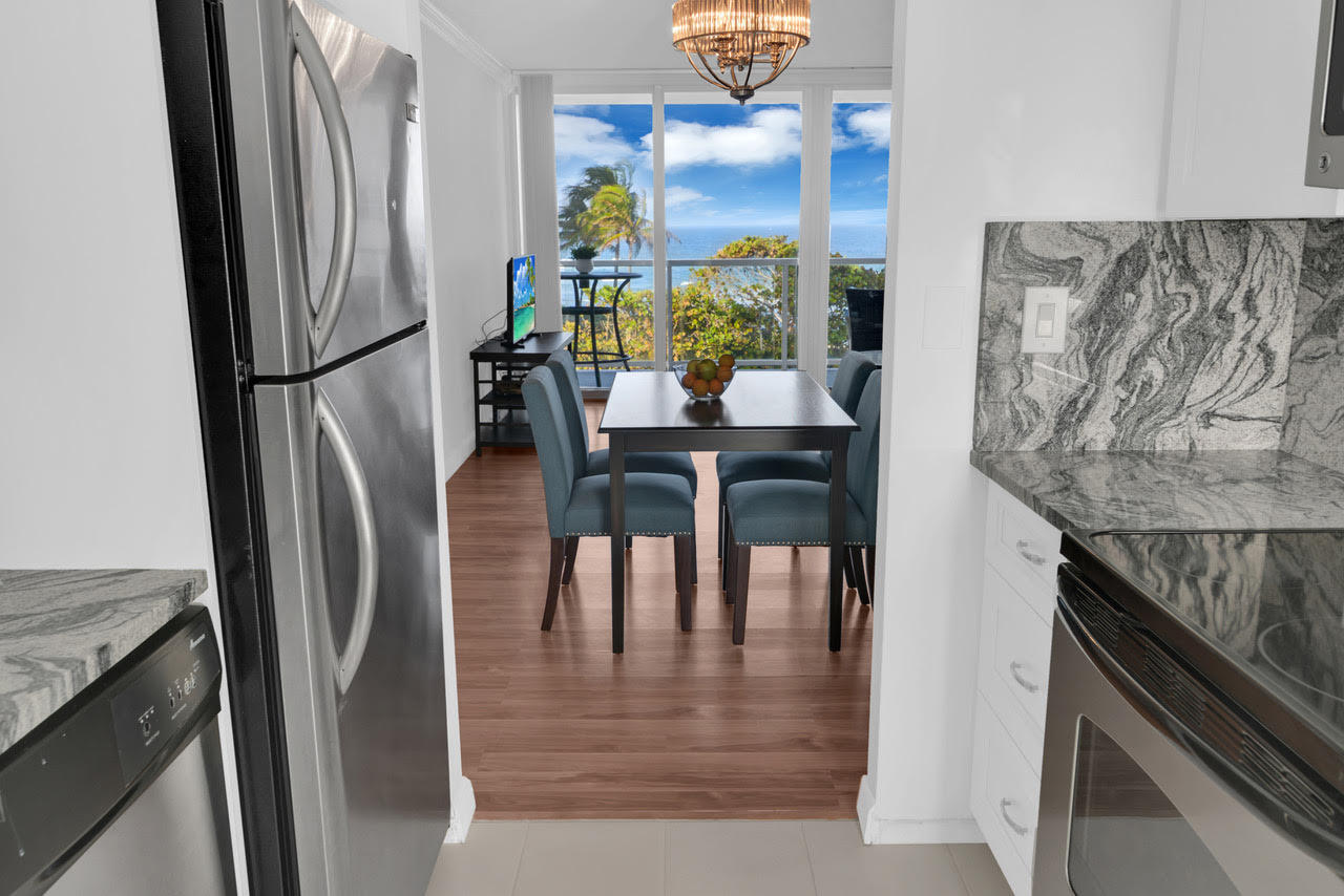 DIAMONDHEAD CONDO - Residential Lease