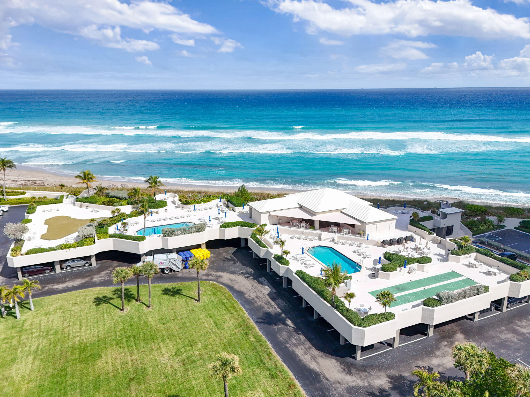 WATER GLADES CONDO - Residential