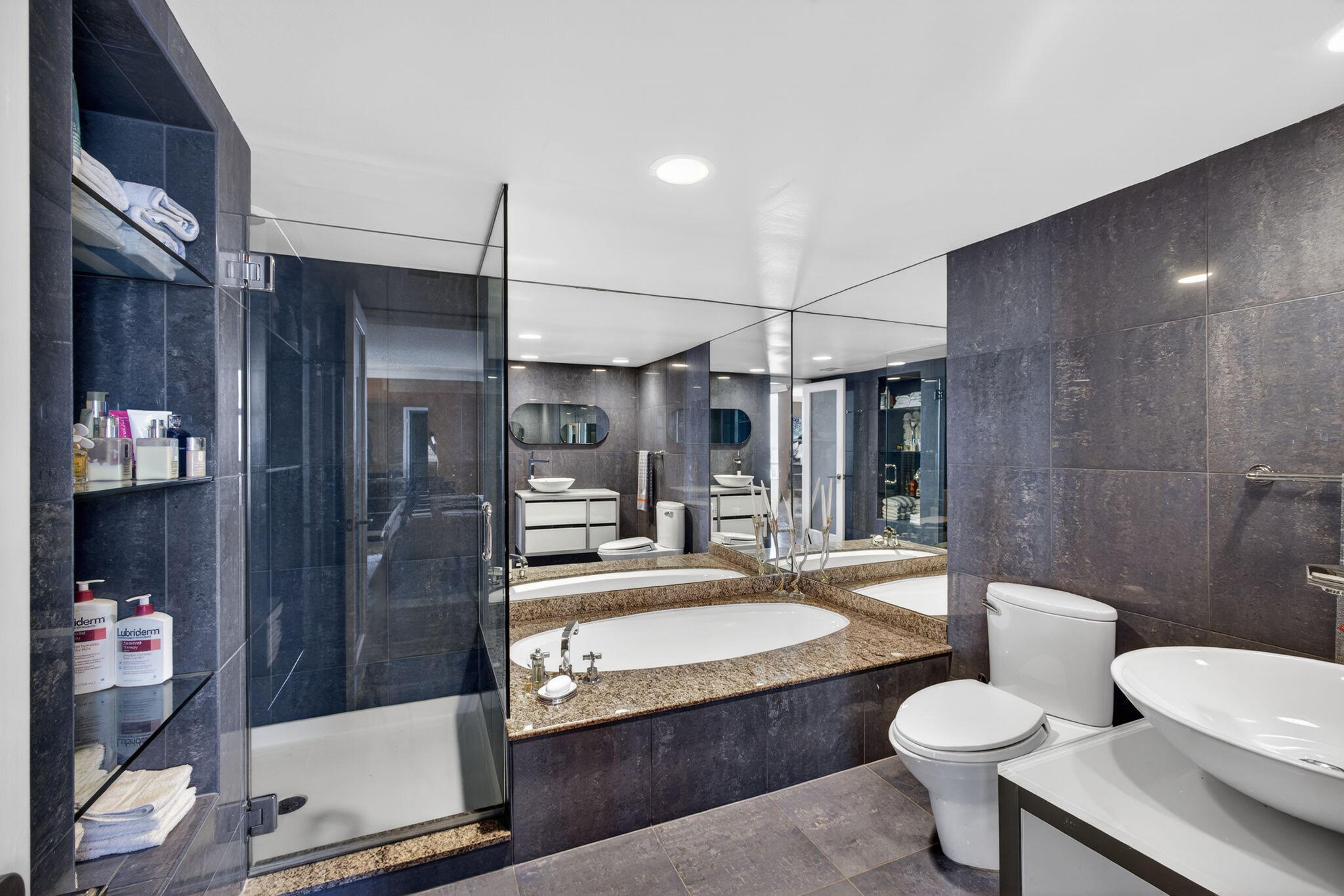 WATER GLADES CONDO - Residential