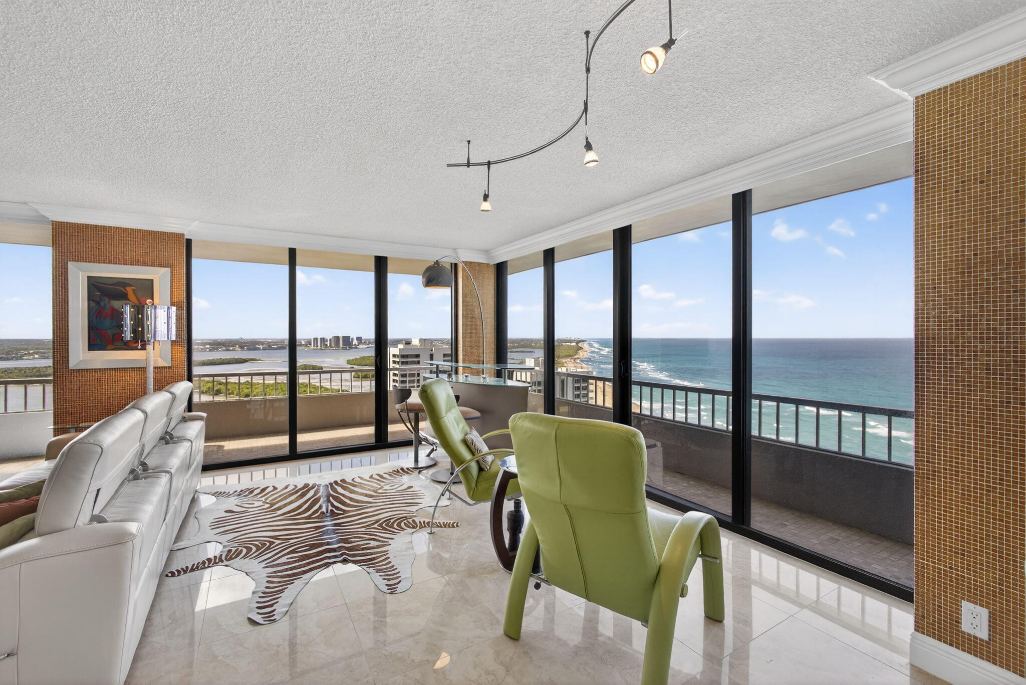 WATER GLADES CONDO - Residential