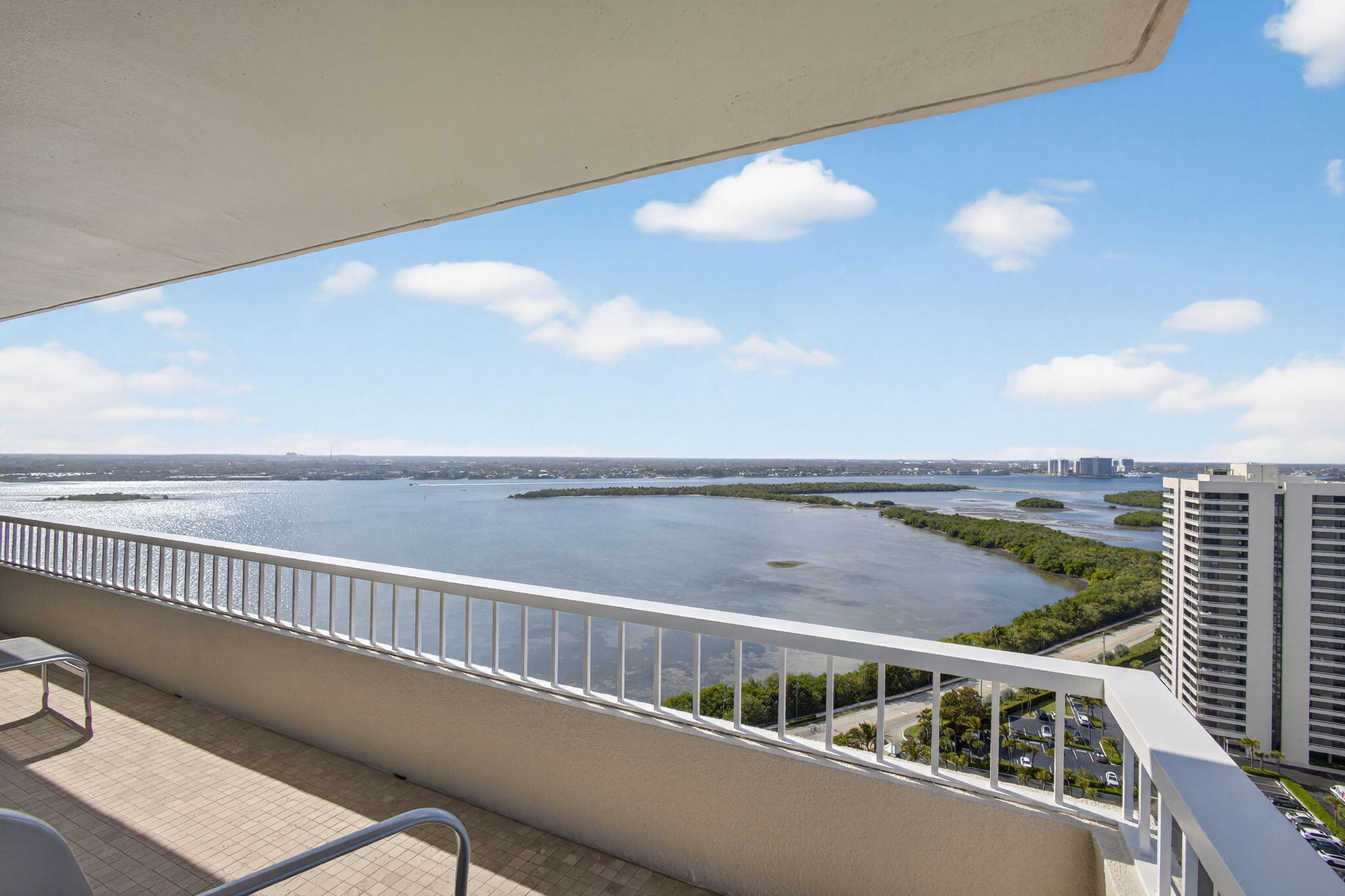WATER GLADES CONDO - Residential