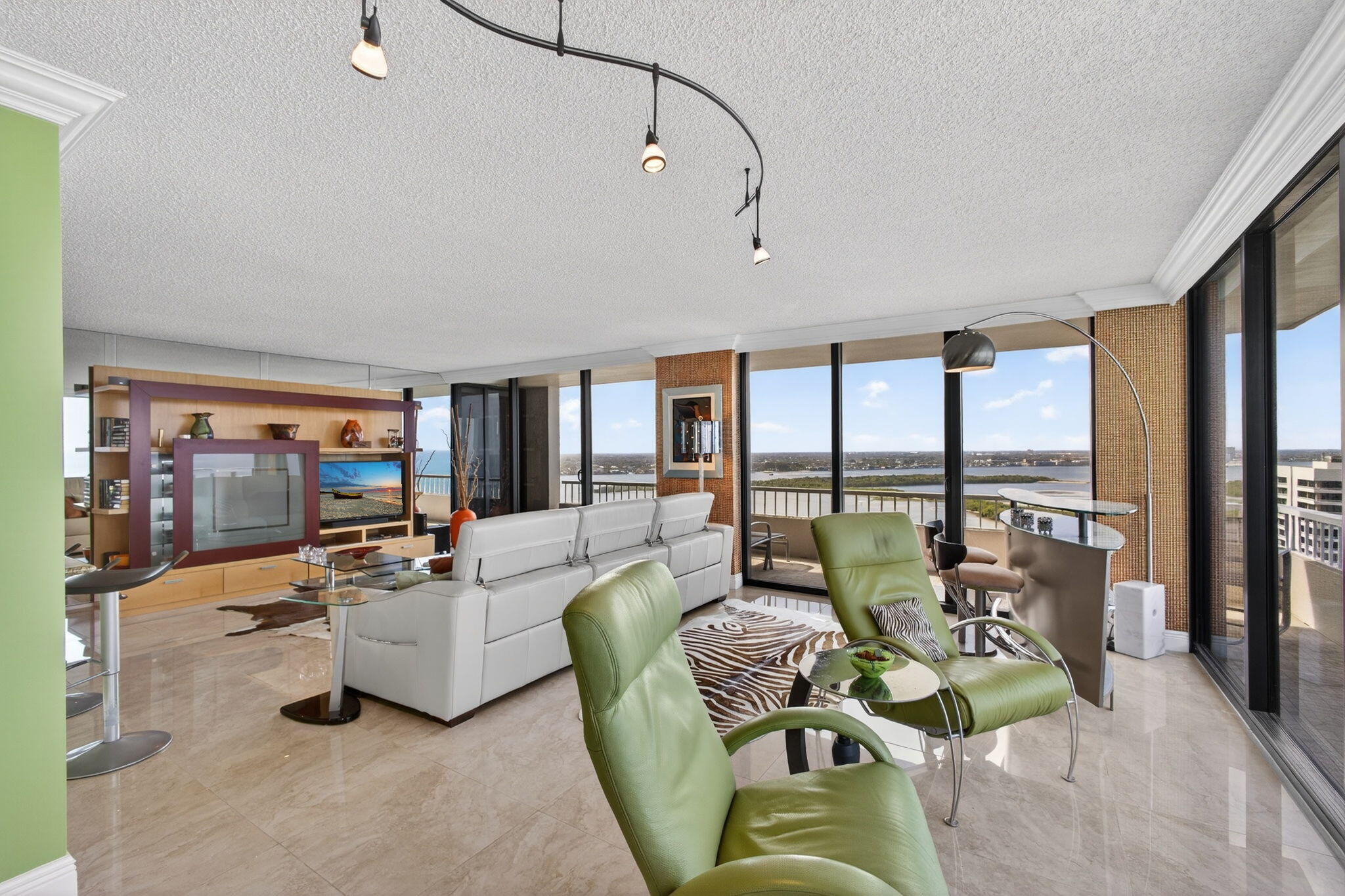 WATER GLADES CONDO - Residential