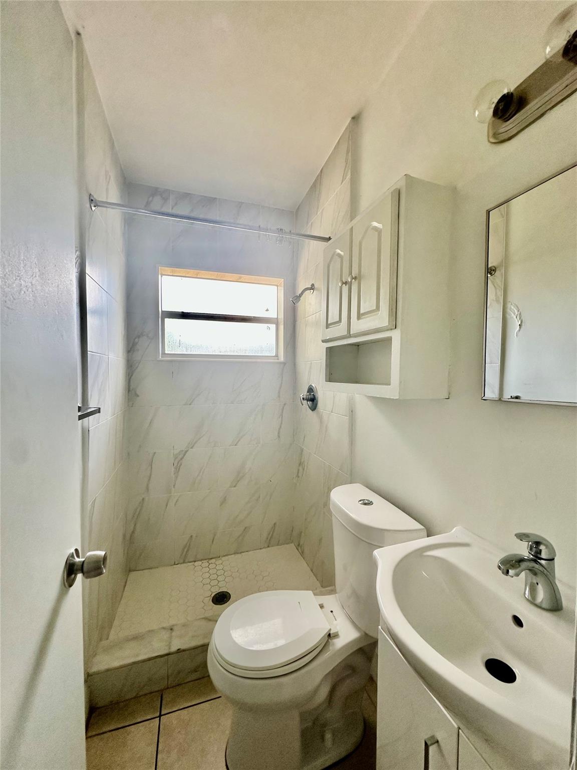 Dorsey Park First Add 21- - Residential Lease