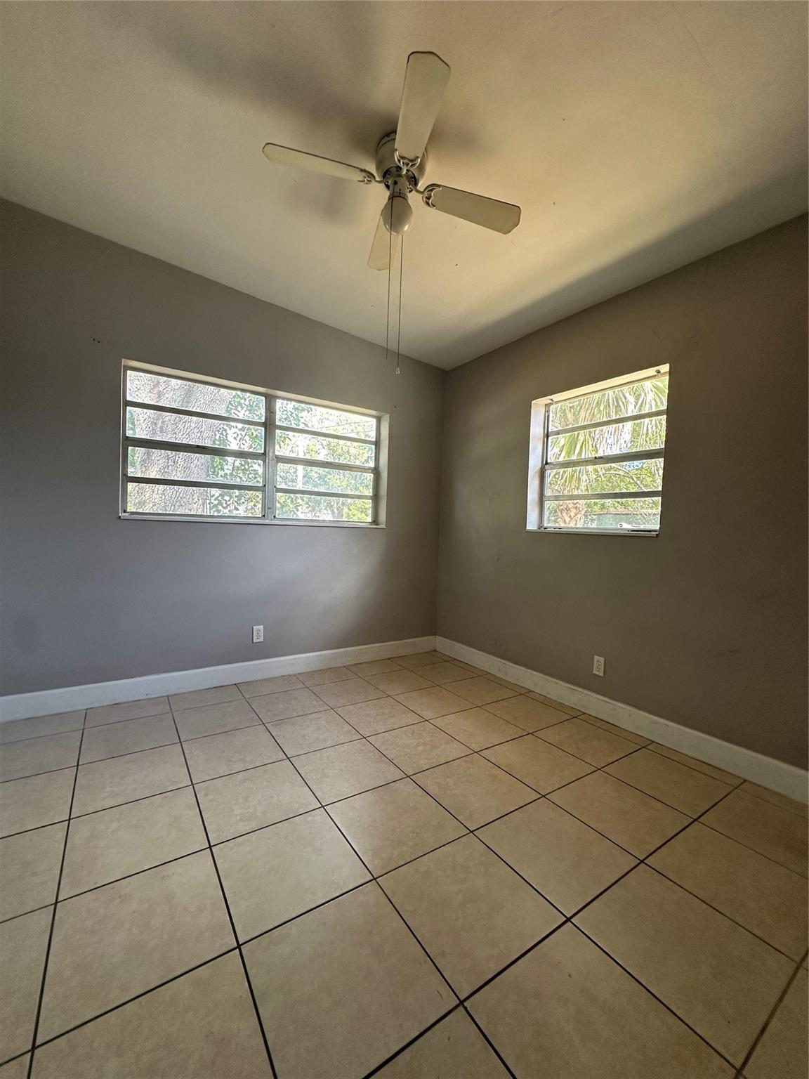 Dorsey Park First Add 21- - Residential Lease