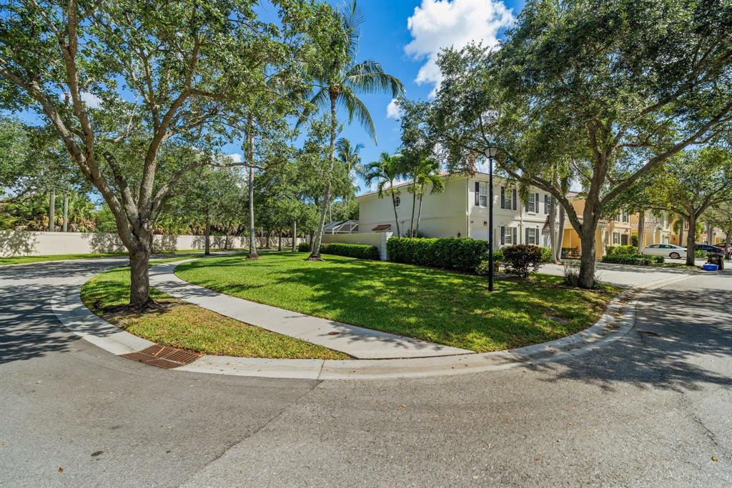 RIVERWALK PL 6 - Residential Lease