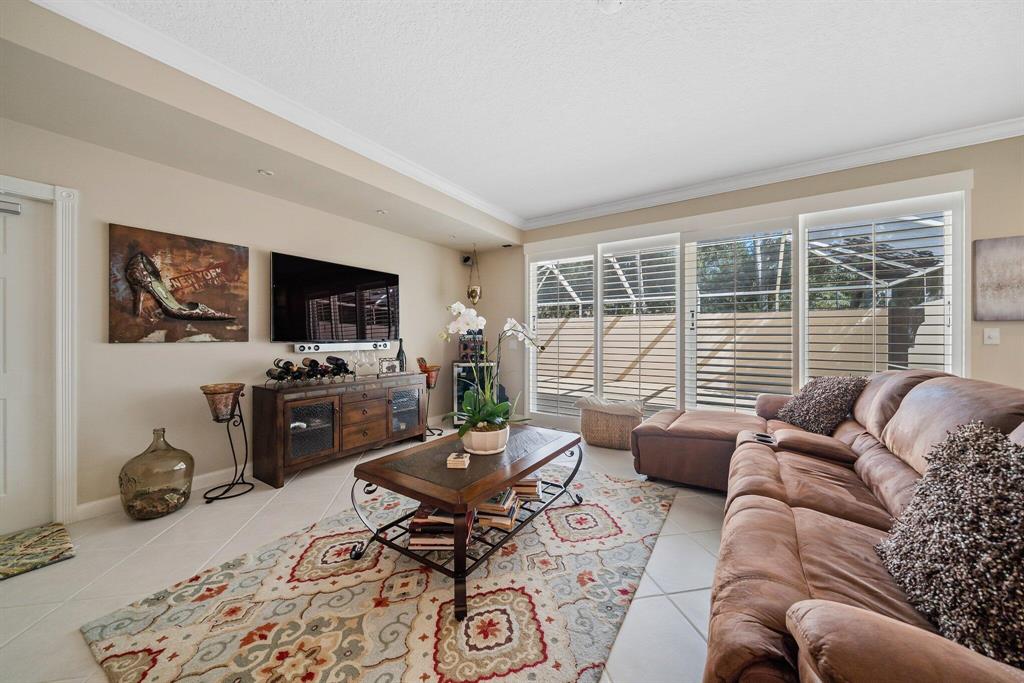 RIVERWALK PL 6 - Residential Lease