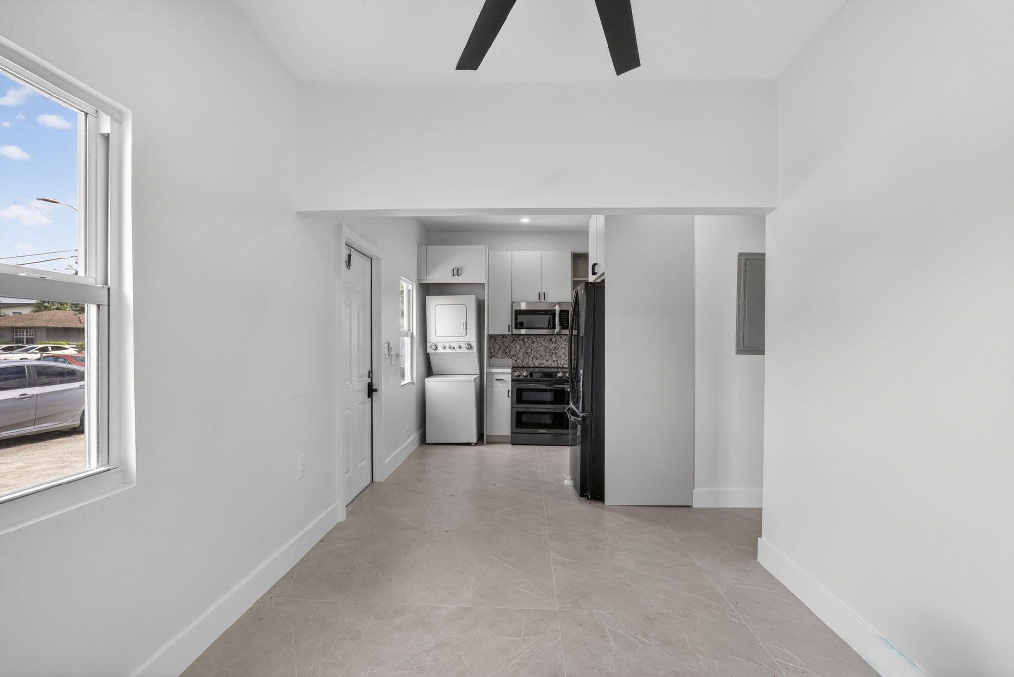 621 NW 3rd Avenue