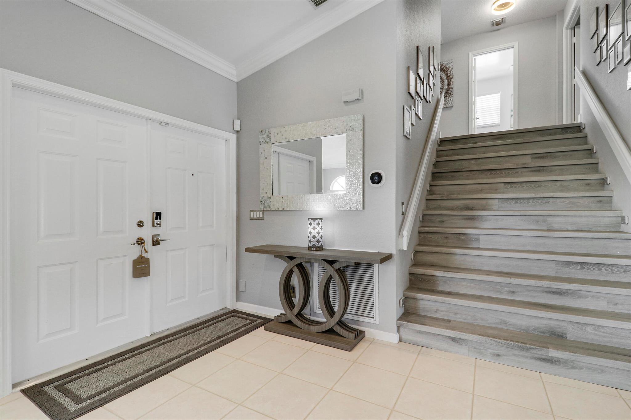 BOYNTON WATERS - Residential
