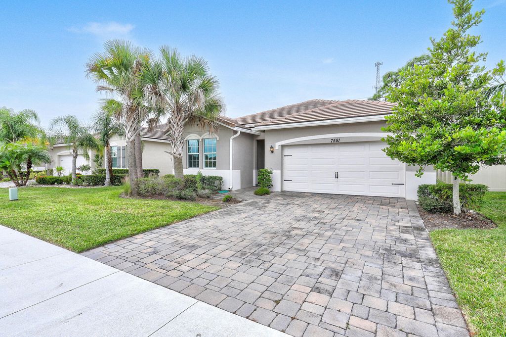 Photo of 7581 SW Harbor Cove Drive, Stuart, FL 34997 (MLS # R11039134)
