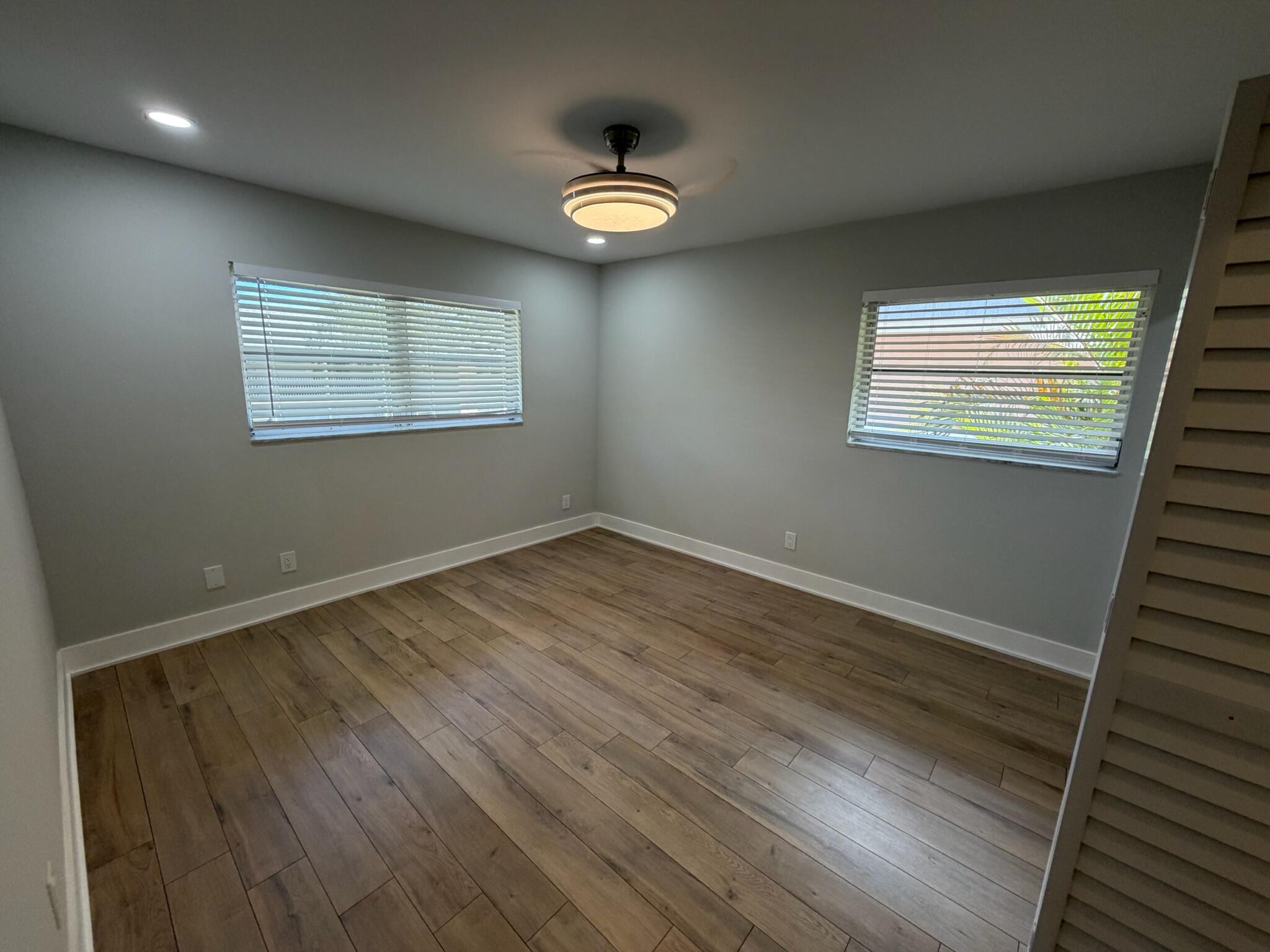 THE LITTLE CLUB CONDO - Residential