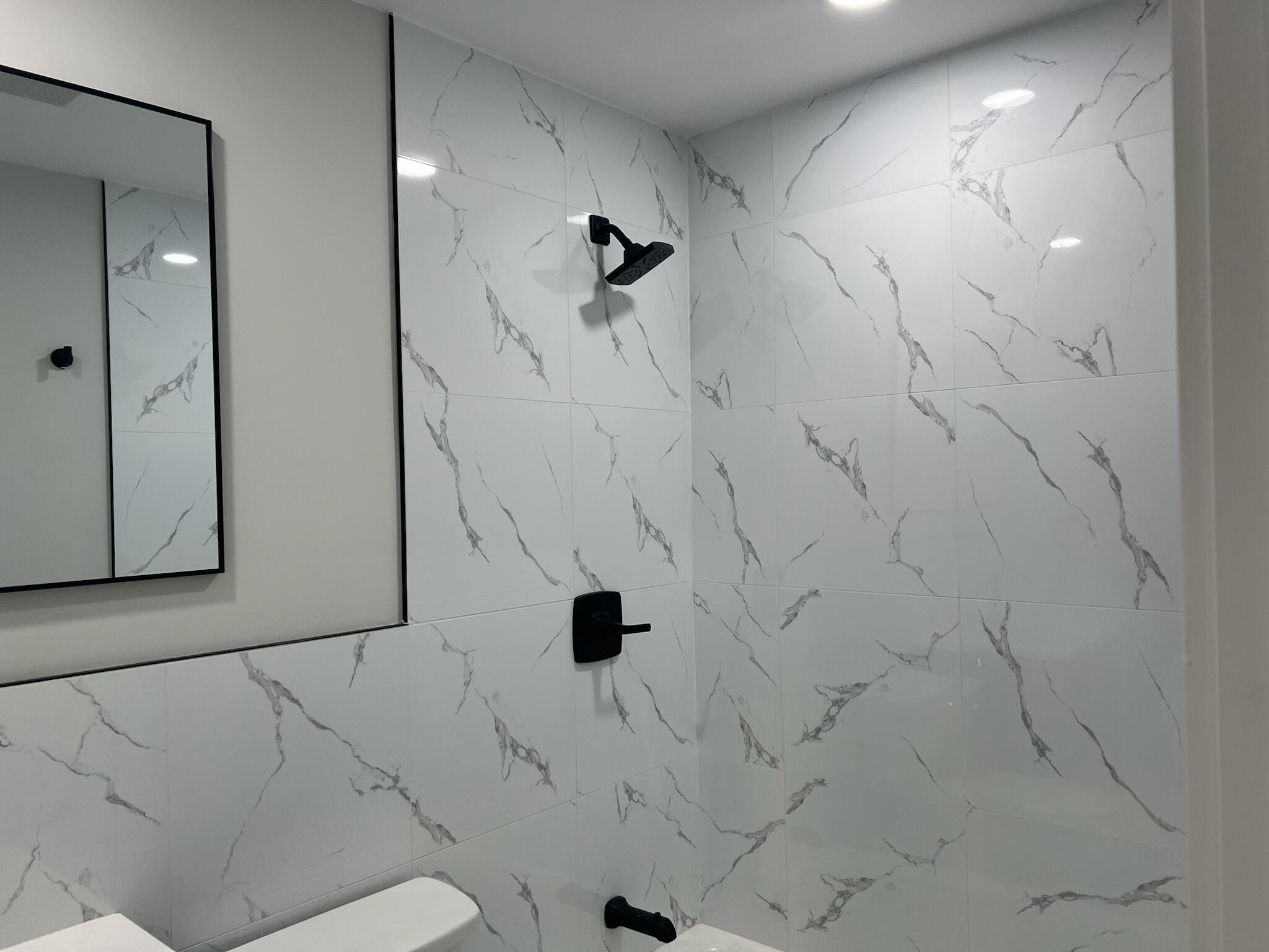 THE LITTLE CLUB CONDO - Residential