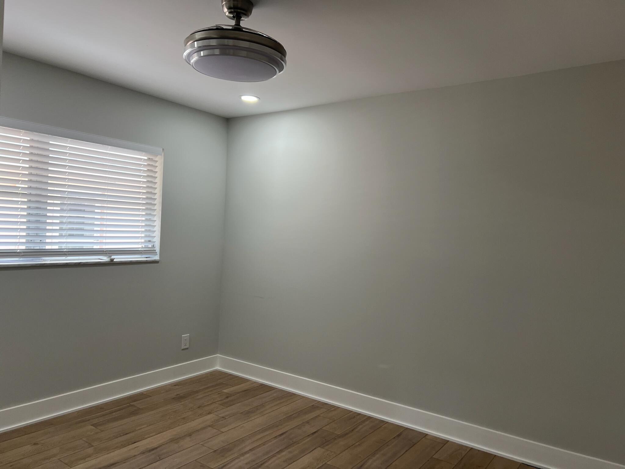 THE LITTLE CLUB CONDO - Residential