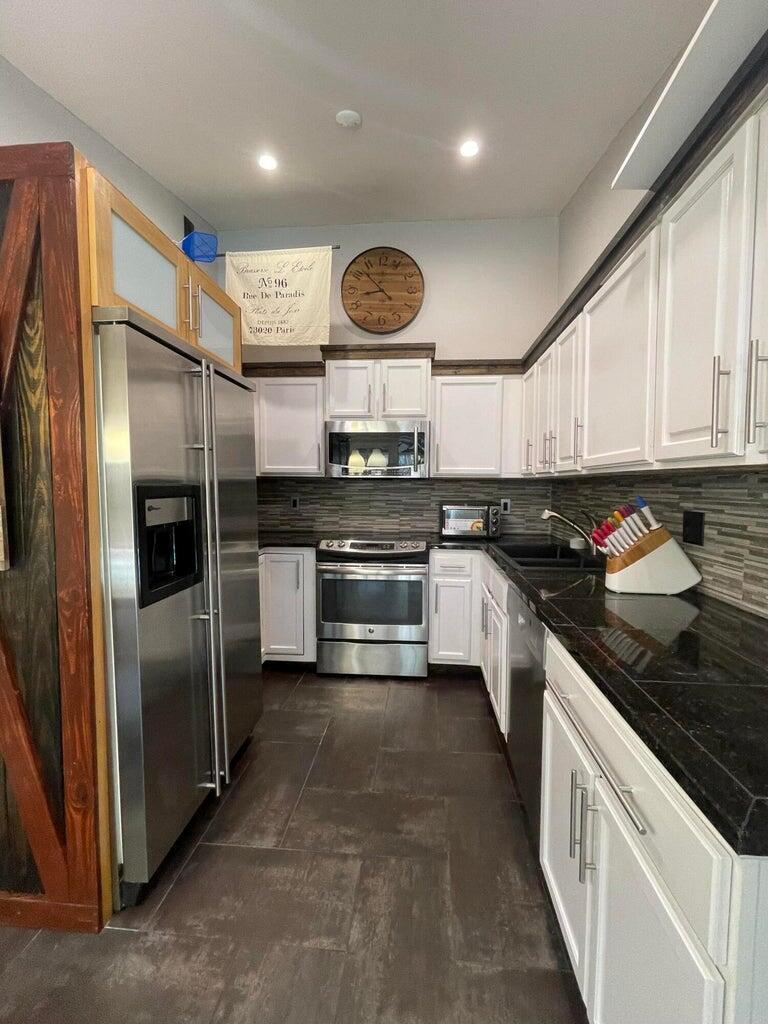 Counterpoint Estates - Residential Lease