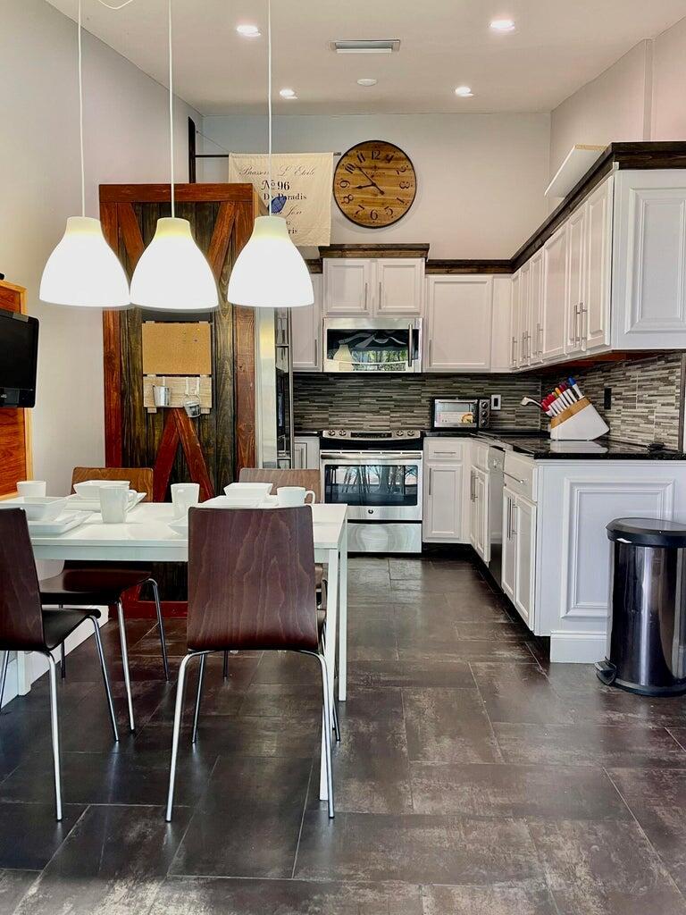 Counterpoint Estates - Residential Lease