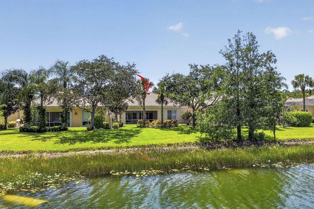 Photo of 8704 Oldham Way, Palm Beach Gardens, FL 33412 (MLS # B26055189)