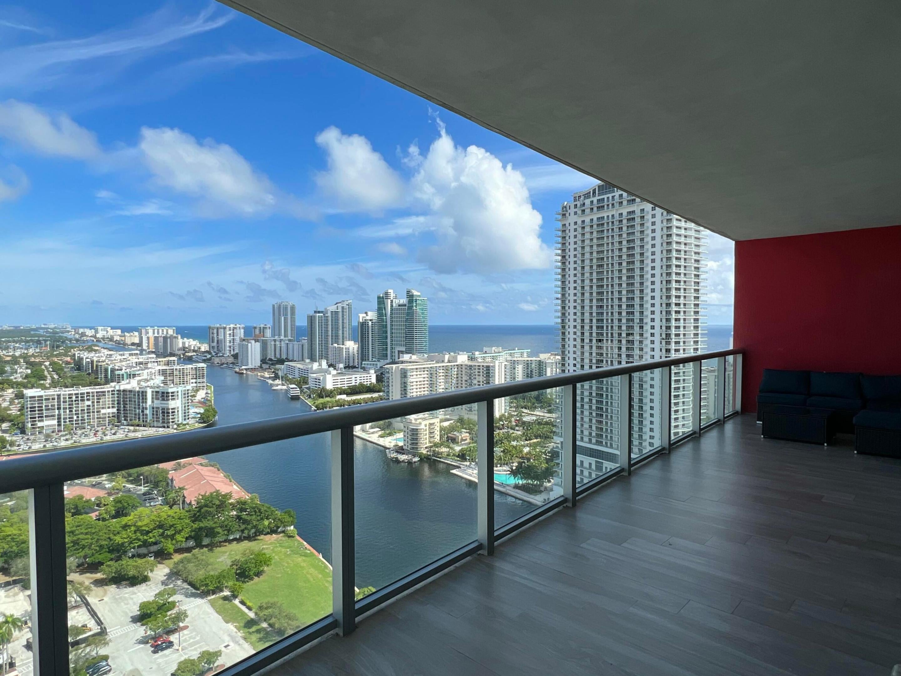 2600 E HALLANDALE BEACH Boulevard T3110