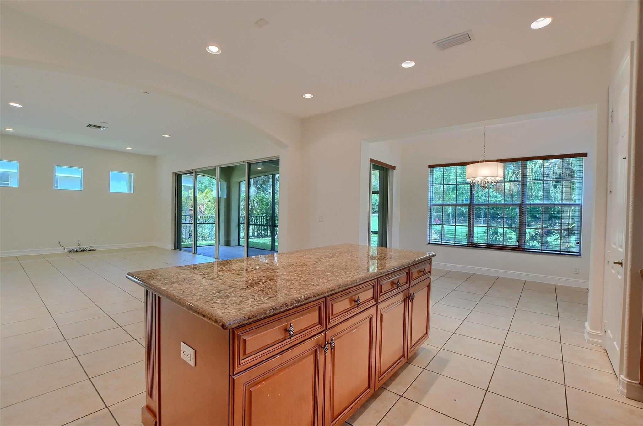 Heron Bay Northeast 173-9 - Residential Lease