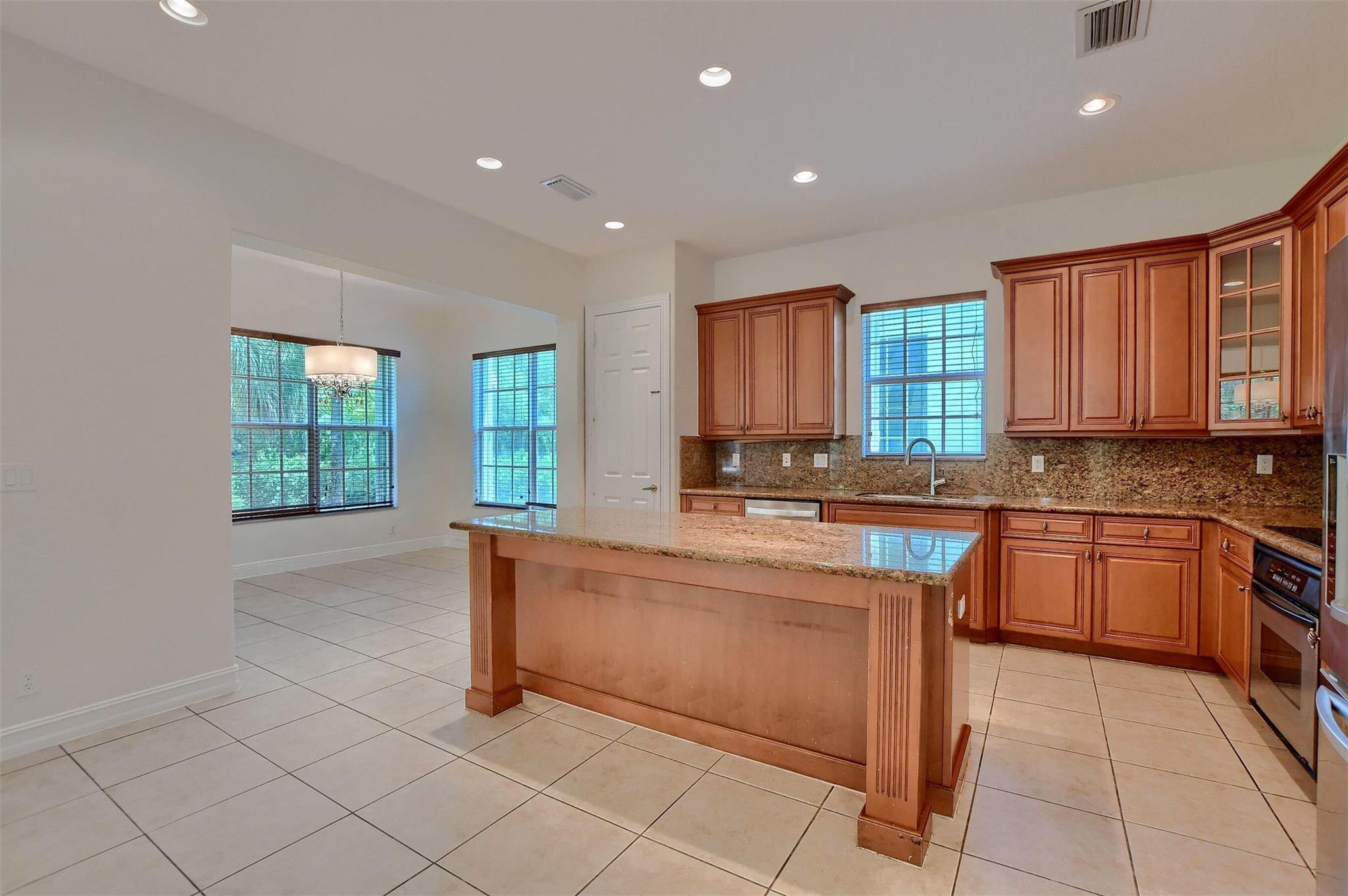 Heron Bay Northeast 173-9 - Residential Lease