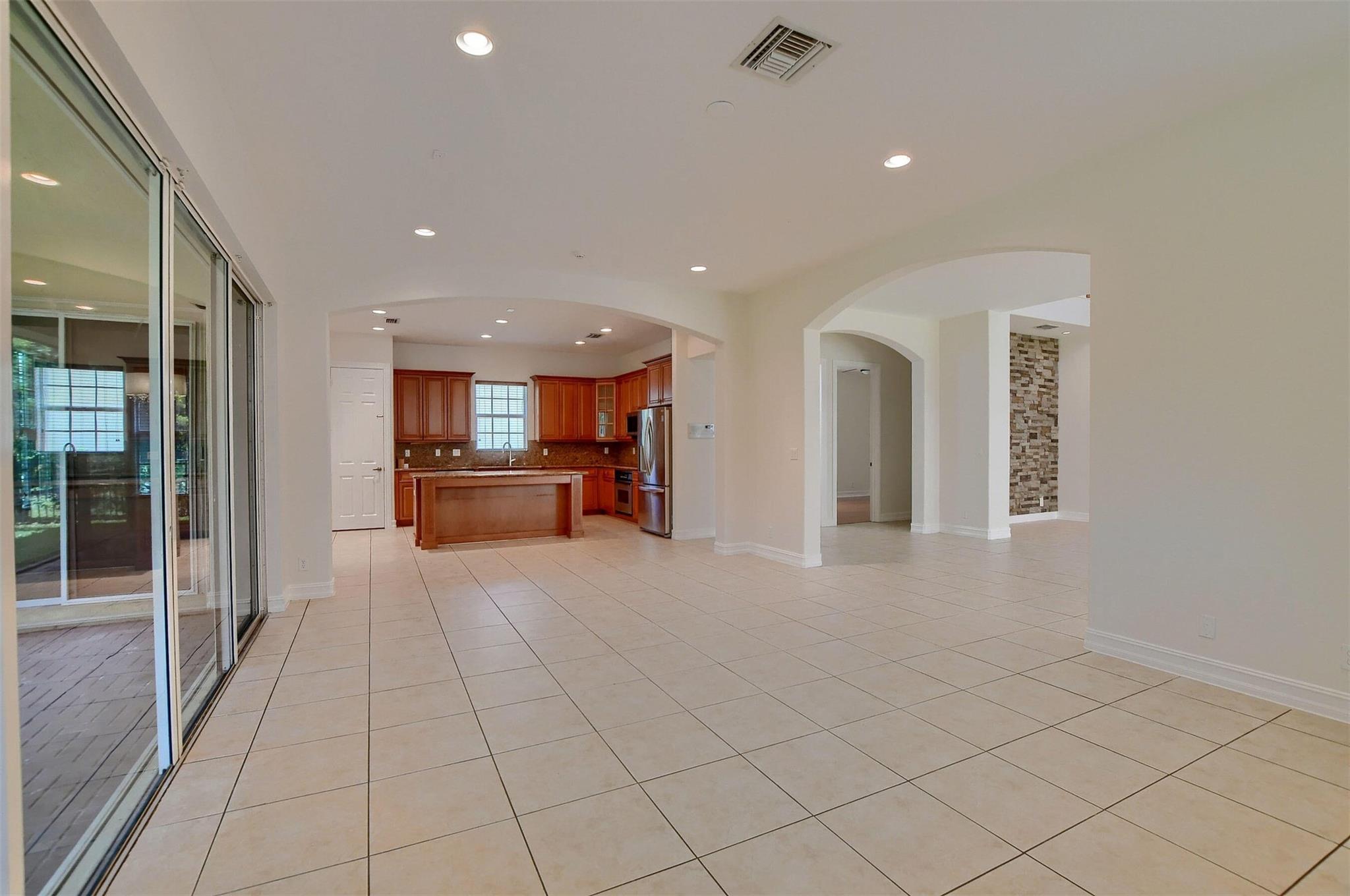 Heron Bay Northeast 173-9 - Residential Lease