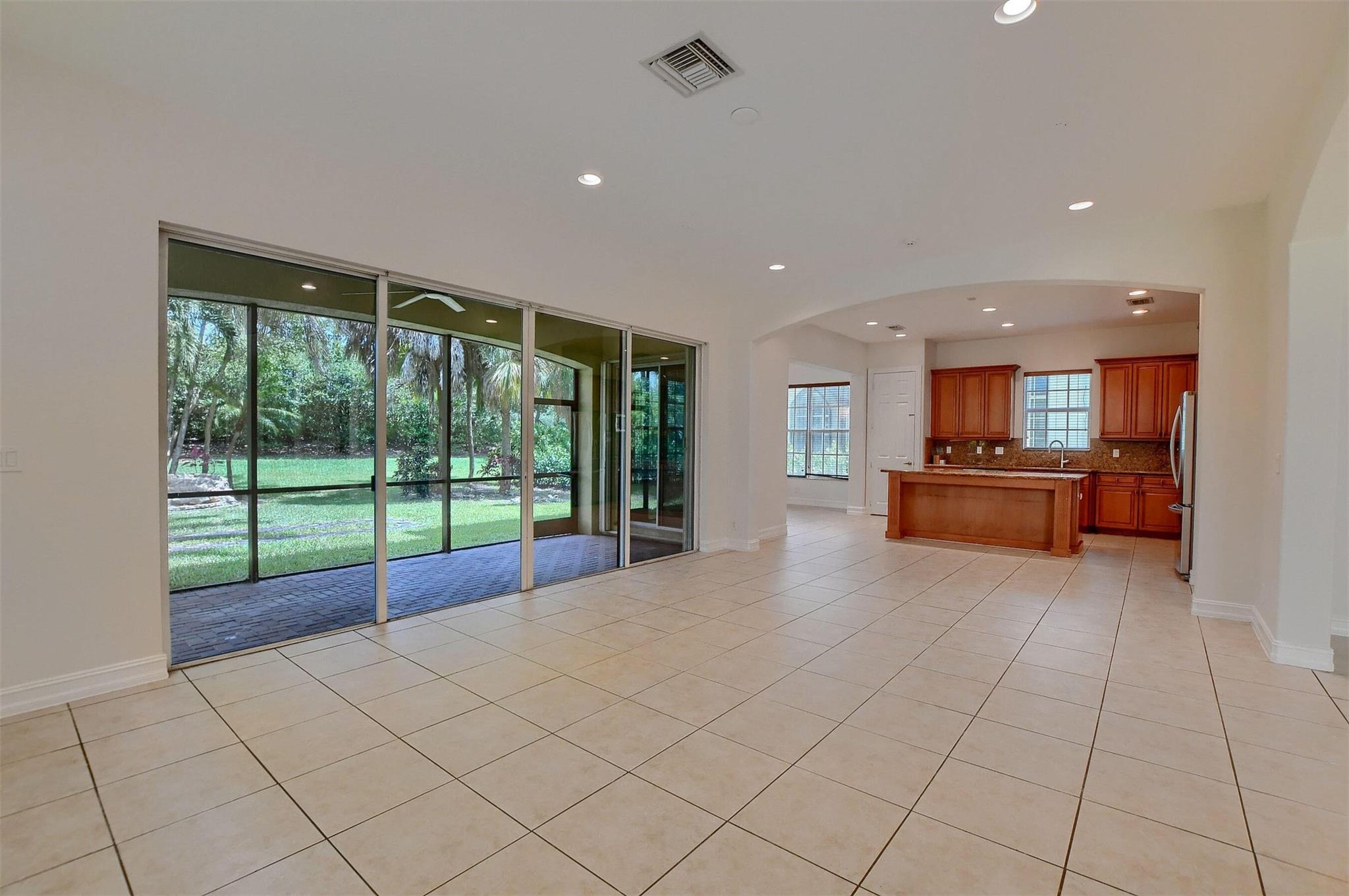 Heron Bay Northeast 173-9 - Residential Lease