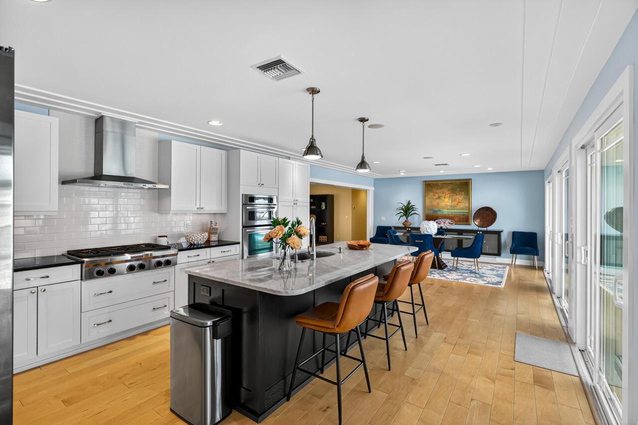 VERO ISLES PLAT NO 4 - Residential